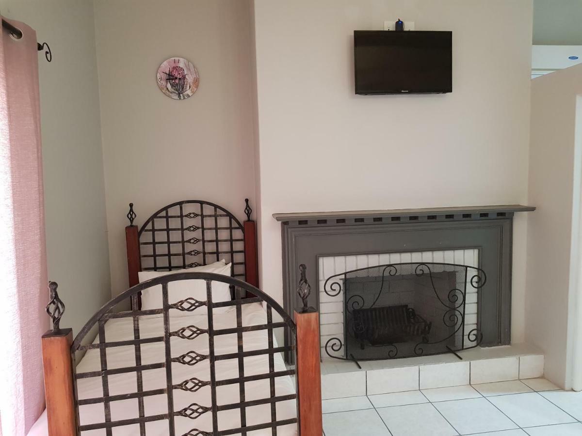 Zonnevanger Guesthouse Noorder-Paarl Esterno foto
