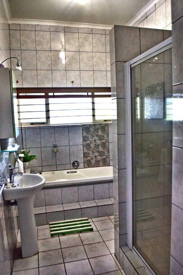 Zonnevanger Guesthouse Noorder-Paarl Esterno foto